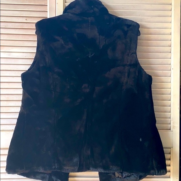 CRISTENBLAKE BLACK FUR VEST SIZE -L - Picture 6 of 7